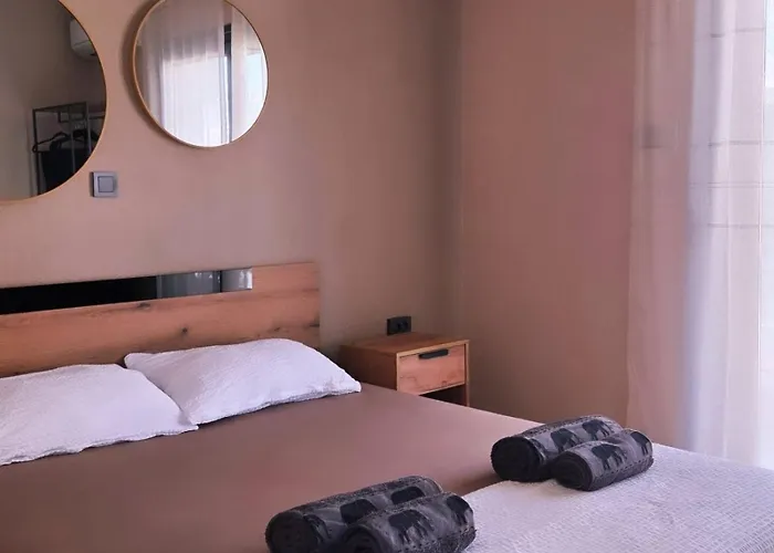 公寓 - маслината *